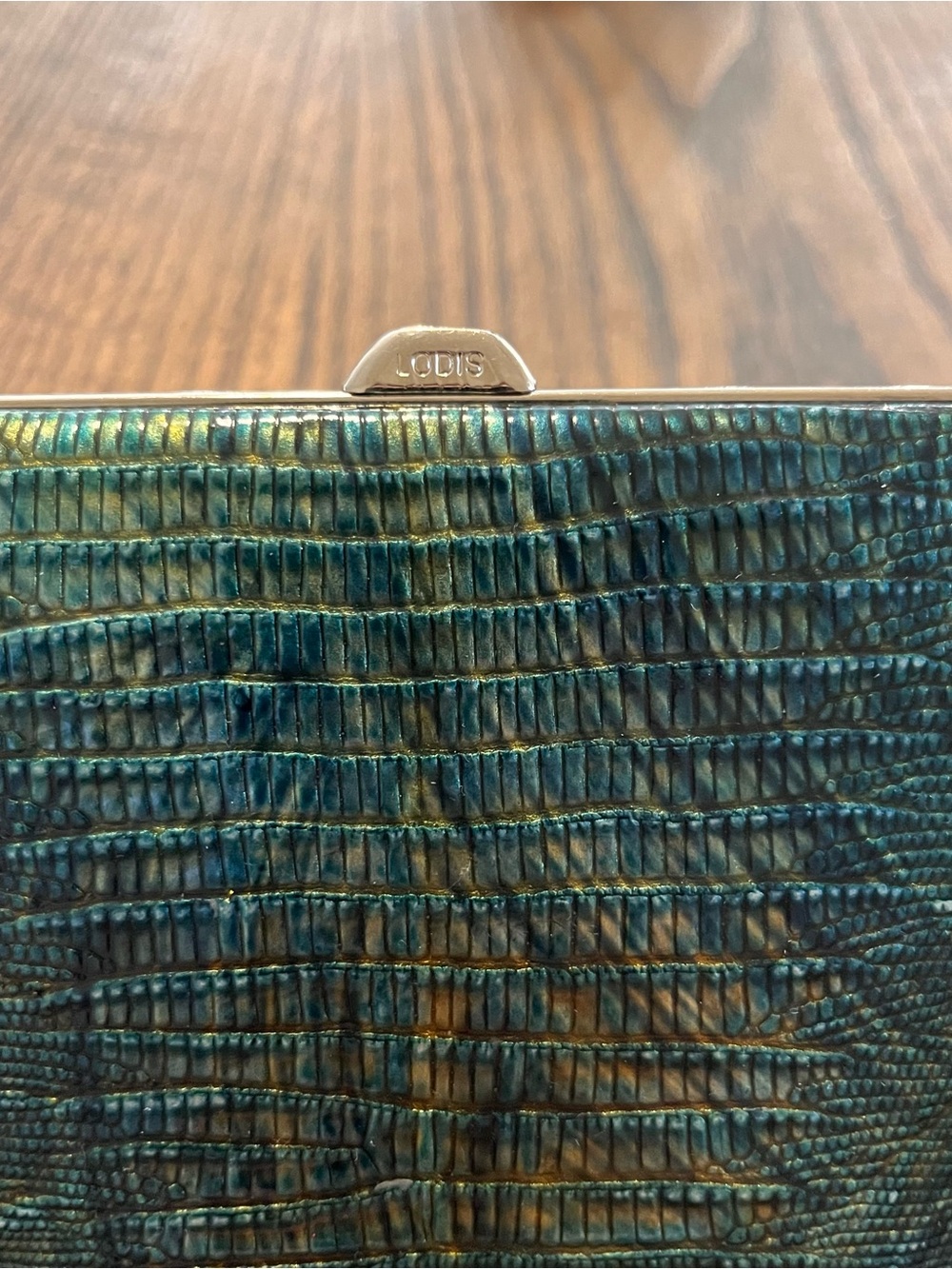 Lodis‎ Green Iridescent Reptile Print Women's Clutch Wallet - Picture 2 of 10